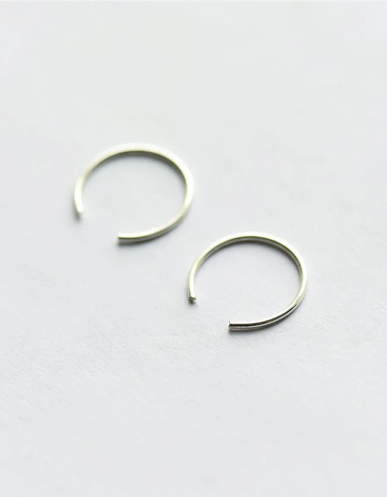 14K Gold Petite Open Circle Threader