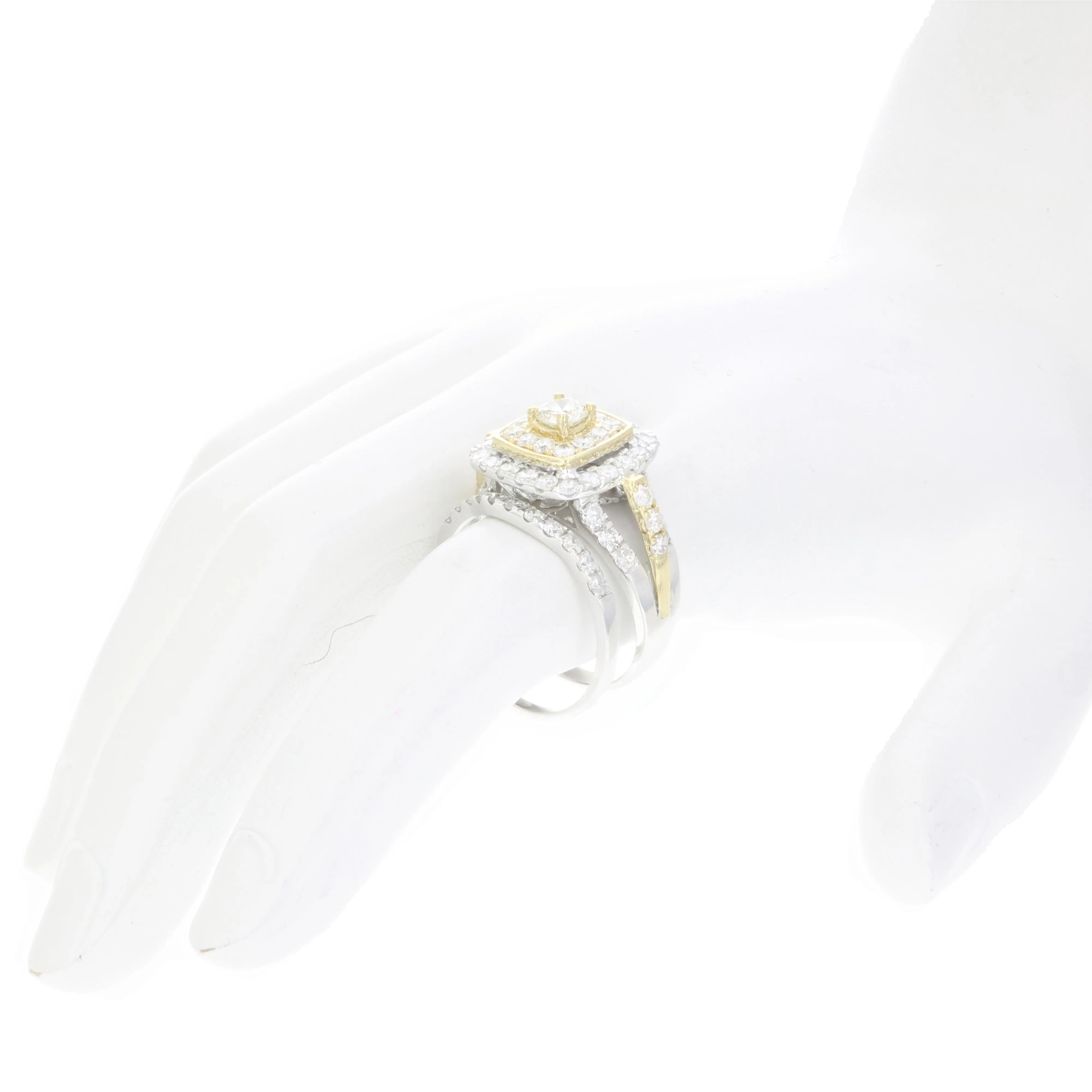 1.87 cttw Diamond Wedding Rings in Tow Tone Gold
