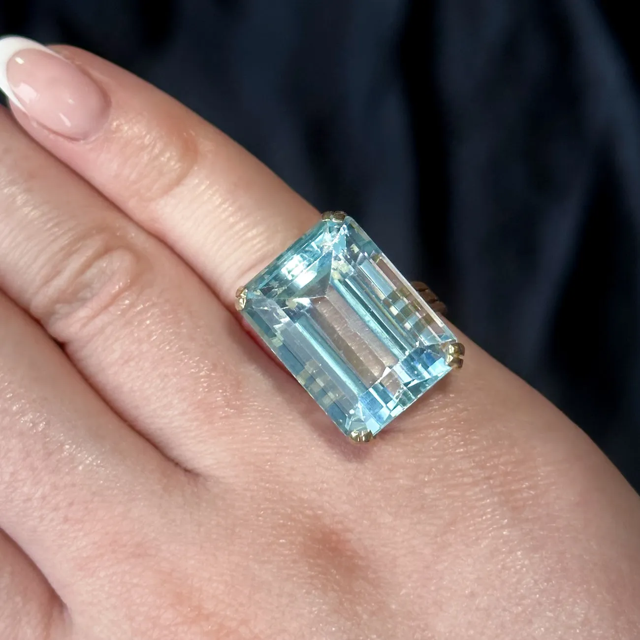 Art Deco French Aquamarine Cocktail Ring 25ct Aqua