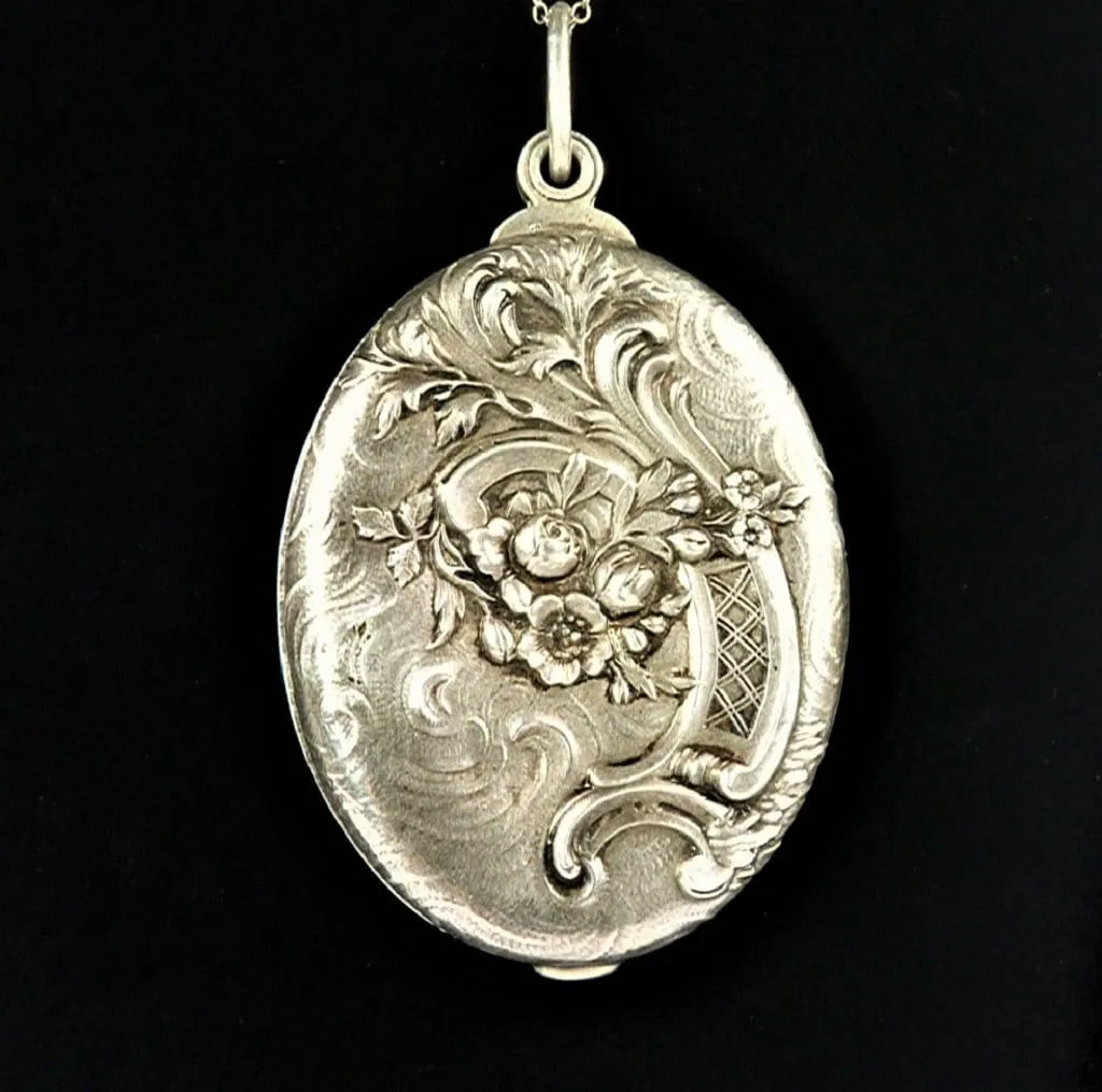 Art Nouveau Hallmarked Silver Locket Pendant With 24 Inch Sterling Silver Necklace 1900s