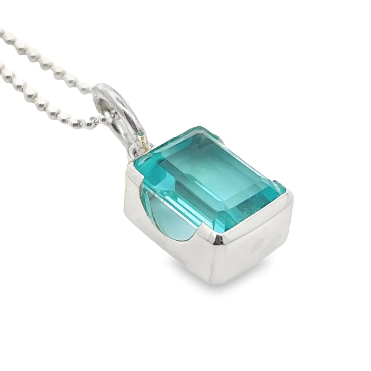Bold Aquamarine Pendant