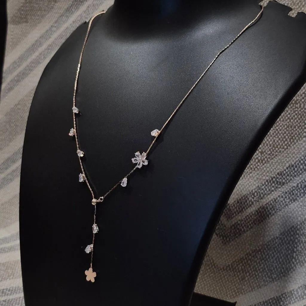 Crystal beaded necklace leaf design for beautiful her