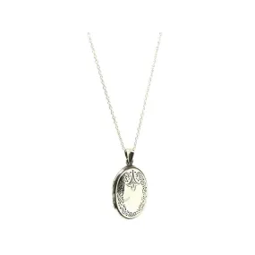 Vintage 1970s Silver Floral Oval Locket Necklace
