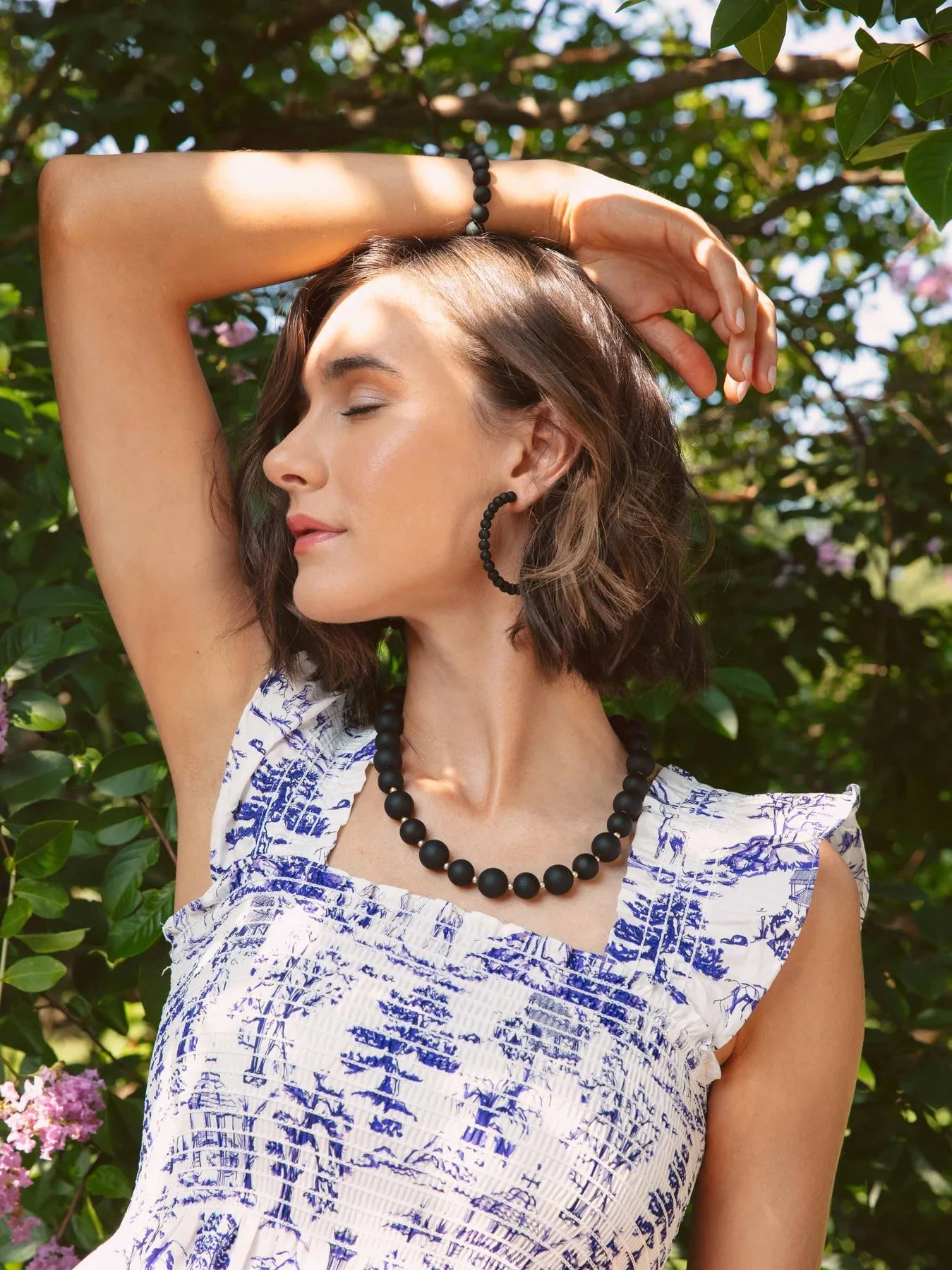 Zenzii Chunky Matte Beaded Necklace - Black